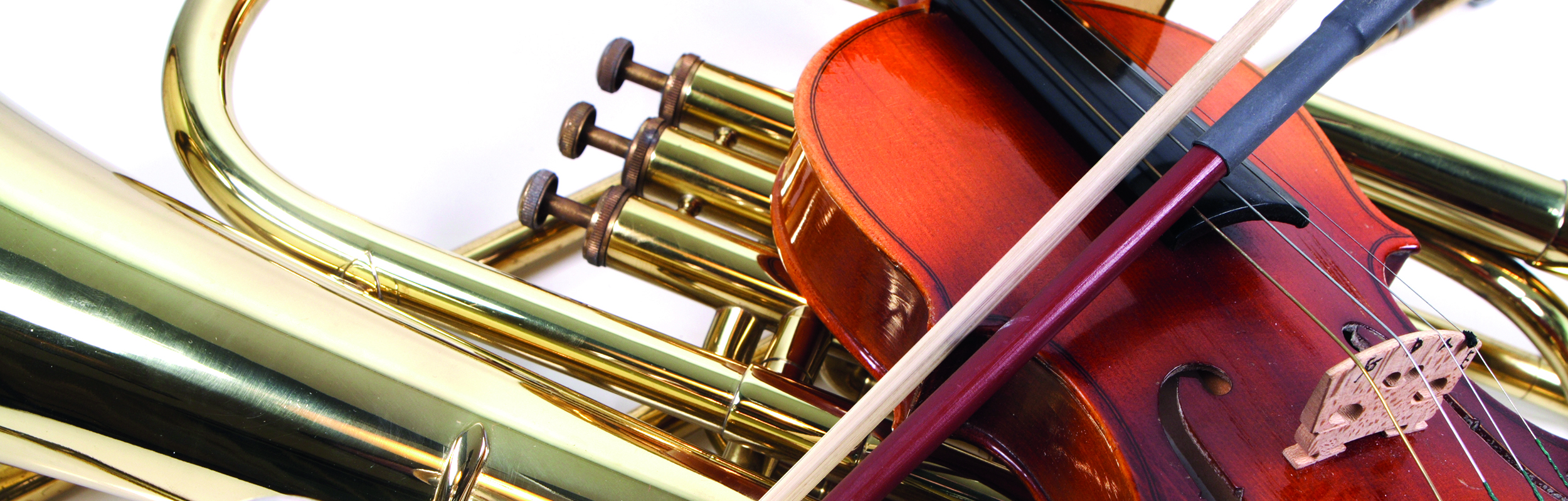 Cello mit drei Violinen (Foto Stockphoto)